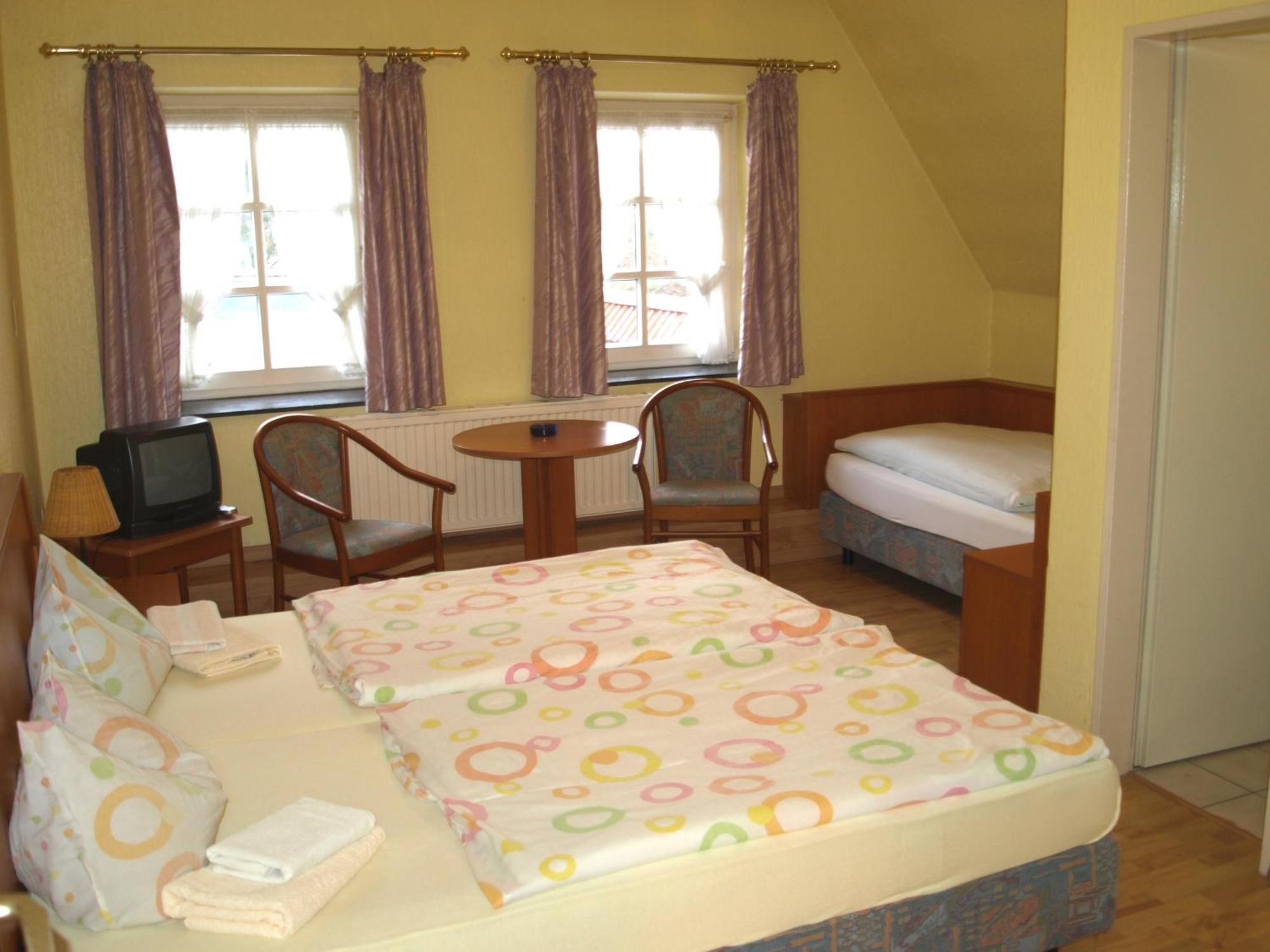 Hotel Auerhahn Grevenkrug Buitenkant foto